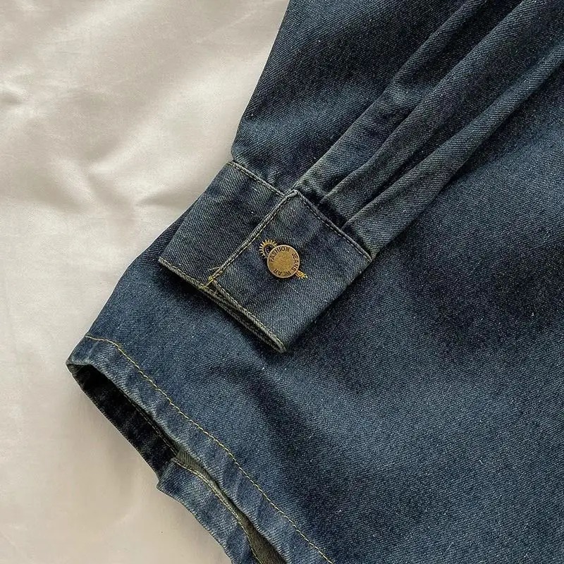 ชุดกระโปรงยีนส์ Y2K: เสื้อแจ็ค - Embroidery A บทวิจารณ์และราคา