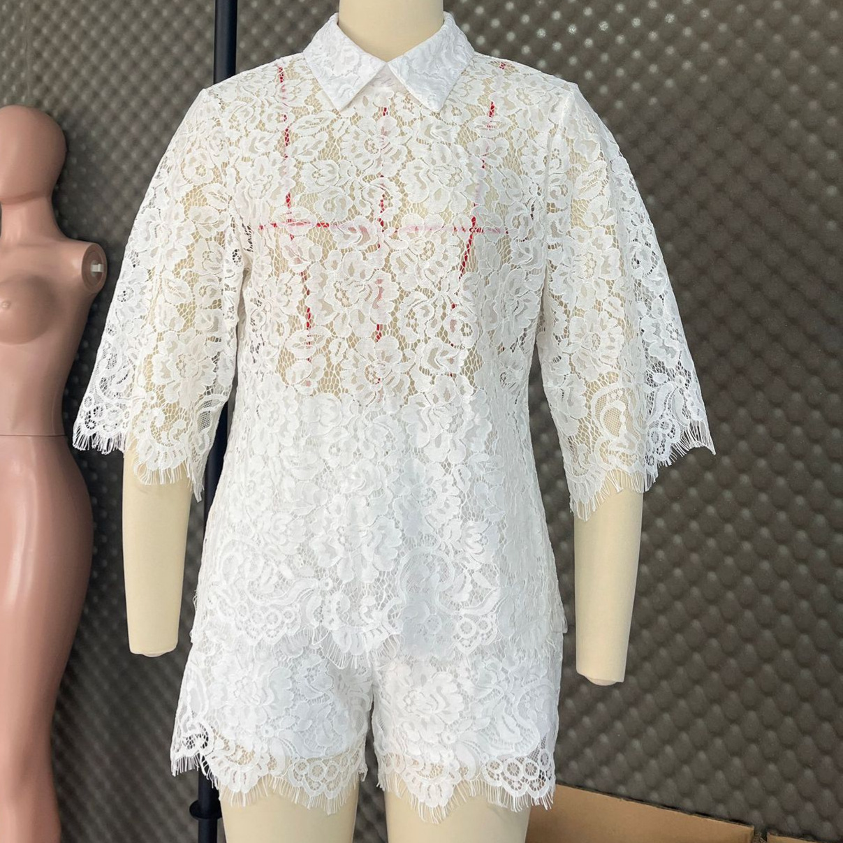 ชุดเซ็กซี่ลายลูกไม้ปักลาย กางเ - Embroidery Motif บทวิจารณ์และราคา