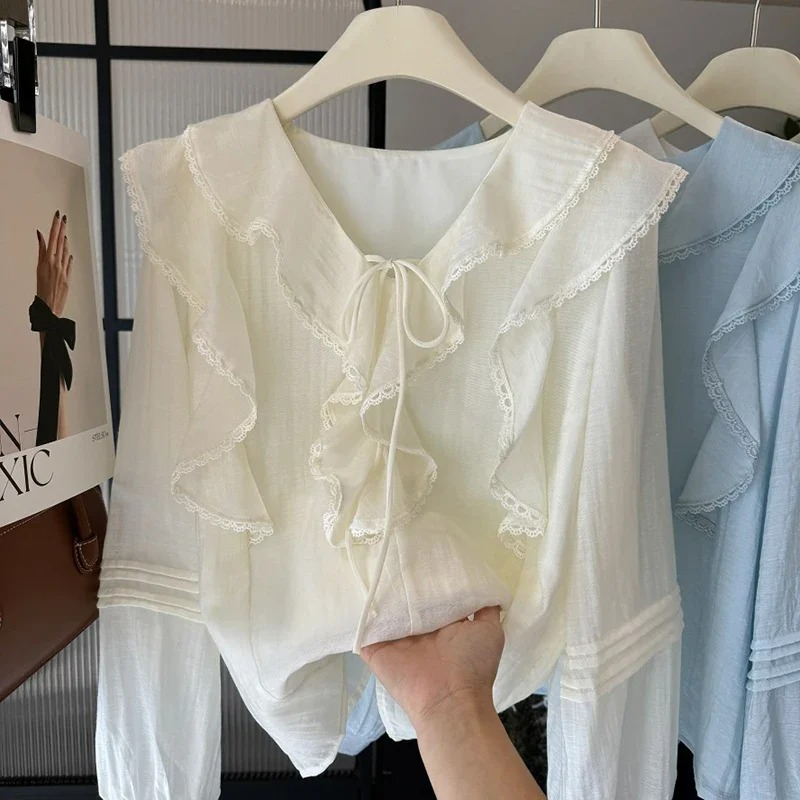 เสื้อเบลาส์แขนยาวคอวีสไตล์ฝรั่ - Embroidery A บทวิจารณ์และราคา
