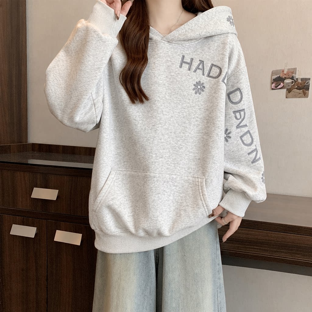 เสื้อฮู้ดผู้หญิงสีพื้น ปักลายแ - Embroidery Letter N บทวิจารณ์และราคา